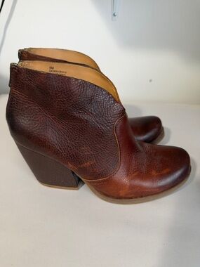 Kork-Ease Chestnut Brown Leather Ankle Booties with Block Heel